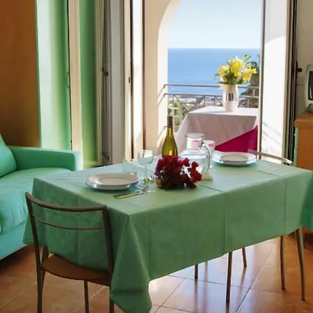 Lejlighedshotel Oasi D'oriente Santa Cesarea Terme