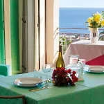 Oasi D'oriente Aparthotel 3*