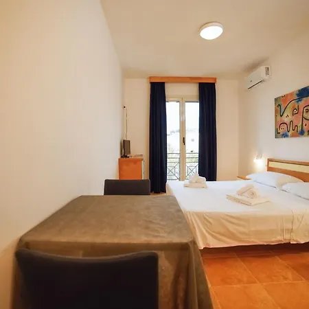 מלון דירות Oasi D'oriente 3*
