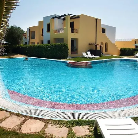 Apartahotel Oasi D'oriente 3*